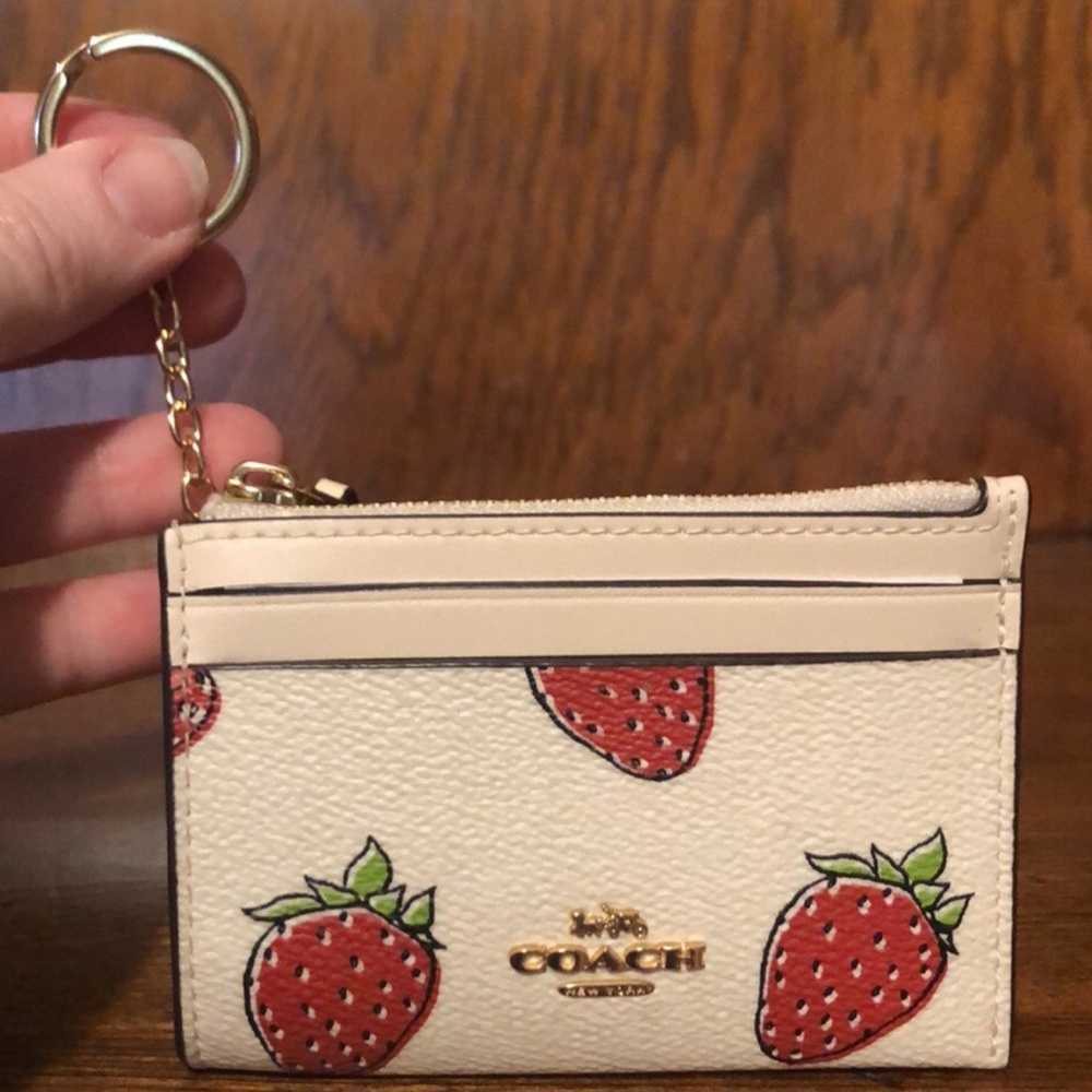 NWT-Coach-SET-Strawberry🍓-Mini Jamie Camera Bag, Skinny ID Case & Bag Charm-$401 - Picture 10 of 16